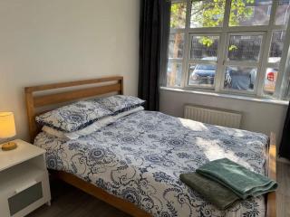 Bright and Central Belfast City Apartment - 2