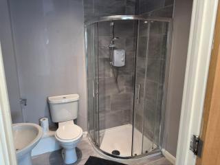 Bright and Central Belfast City Apartment - 1