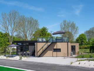 MarinaPark Beach Resort Soal - 5