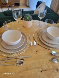 Comfy stays with Dee - 1