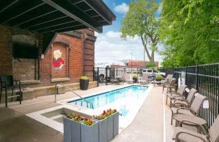 The 1865 Nashville Experience With Speakeasy, Pool & Parking - 5