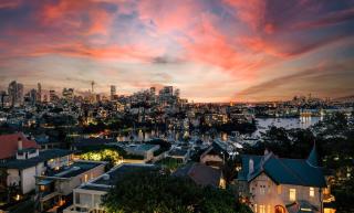 Darling Point Garden- Designer Penthouse with Uninterrupted Harbour & Bridge View - 2