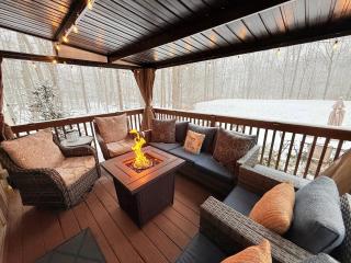 Modern Home - Privacy - Prime Location - 18min Camelback Ski Resort - 7