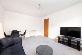 Edinburgh Morningside 2-Bedroom Apartment - Ground Floor - 0