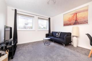 Edinburgh Morningside 2-Bedroom Apartment - Ground Floor - 9