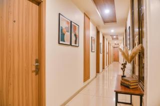 FabHotel Prime OM Palace - 8