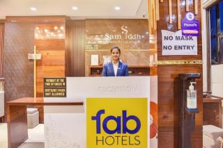 FabHotel Prime OM Palace - 7