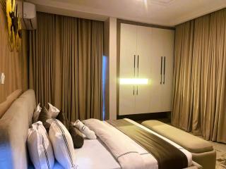 Mikuch Apartments and Suites - 6