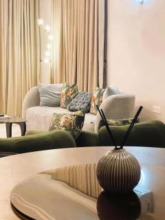 Mikuch Apartments and Suites - 8