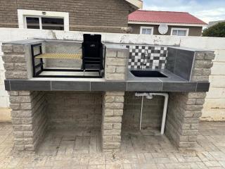 Ocean View Cottage - 1