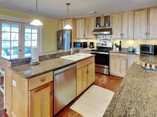 Thirst N Howl by Tybee Vacation Rentals - 9