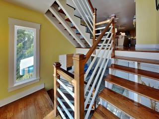 Thirst N Howl by Tybee Vacation Rentals - 4