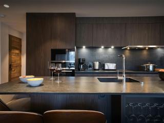 Chalet Fango - OVO Network - 2