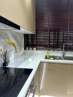 A Brand New Luxury 2Bedroom Maisonette Apt in VI - 4