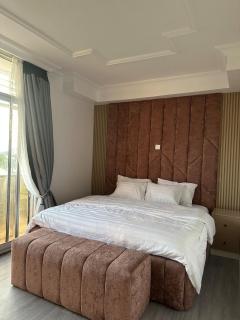 A Brand New Luxury 2Bedroom Maisonette Apt in VI - 1