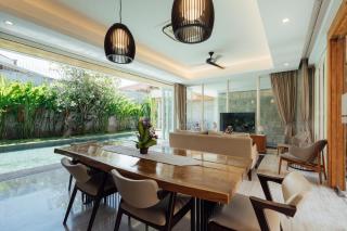 YY Villa Seminyak - 4BR Luxury Private Villa - 3