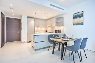 STAY BY LATINEM Luxury 1BR Holiday Home CVG 1803 near Burj Khalifa - 5