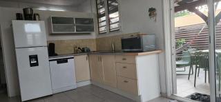 Superbe T3 avec une grande terrasse et un accès direct aux 2 plages Gros Raisin - 4