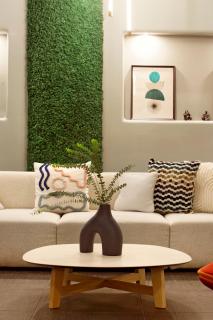 Zeus Essence Bucharest Central - 1