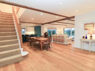 Peewit Coach House - 6