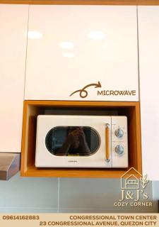 J&J's Cozy Corner - Manilla - 1