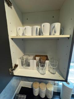 5 Min Drive To City Centre 3 Bedrooms Free Parking - 8