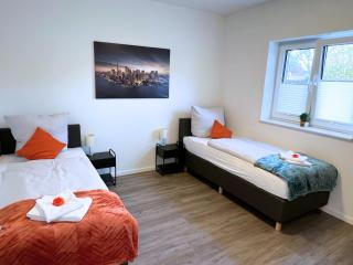 NEU "Poseidon" Papenburg ebenerdig rollstuhlgerecht 84 qm Neubau EBK Free Wifi NEU - Papenburg - 1