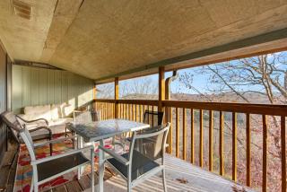 Ozark Overlook Escape - For 6 - 7