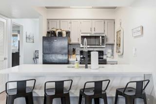 Ozark Overlook Escape - For 6 - 4