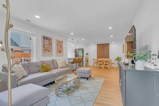 Upscale Arlington Retreat - Private Casita - Arcade - 0