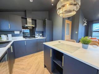 Blackthorn Timber Lodge - 6