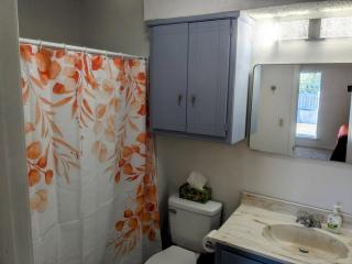 Game Day Getaway 1, Walk to OSU, Prime Location - 7