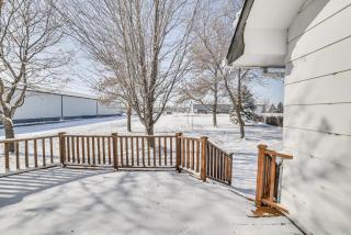 Spacious Retreat with Private Yard and Deck in Roscoe! - 7