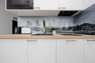 Air Conditioned Studio in Warsaw with Balcony by Noclegi Renters - 6