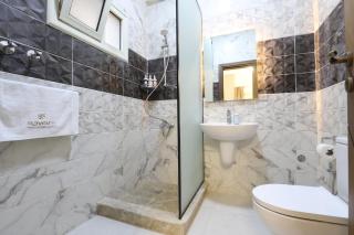 Signature Villa Luxury Apartments - 3