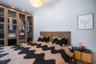 NEW! Riverside Farmhouse - 4