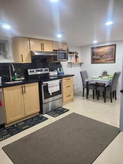 2 bedroom + Bath in Eastyork - 9