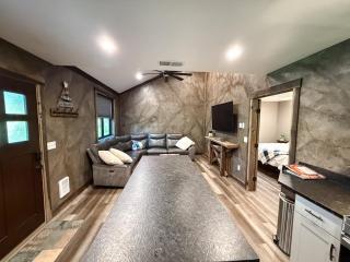 Bison Ridge Cabin #4 - 3