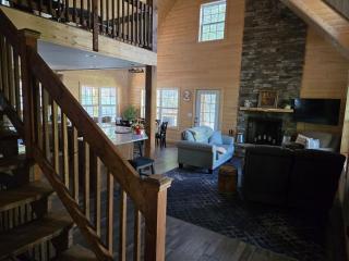 Country Hideaway with Fun! - 9