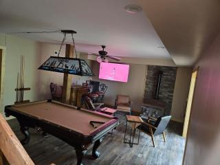 Country Hideaway with Fun! - 4