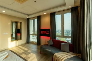 Montressa Executive Stay - Gold Crest Mall Phase 4 Lahore - 2