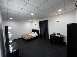 Amore Beach Resort - 2