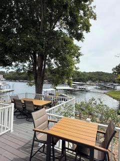 Lake Views + BBQ • Private Dock • Sleeps 10 - 0