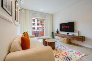 Modern 1BR , Cinema & Xbox , Central Guéliz - 2