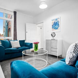 Three Bedroom House - Parking - Garden - Netflix 181a - 1