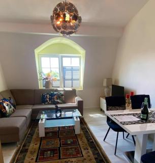 Schön gelegene und gemütliche Ferienwohnung am Weserufer - 0