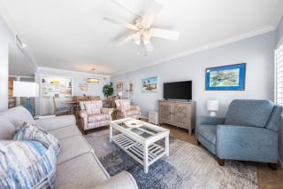 Holiday Surf and Racquet Unit 324 - 7