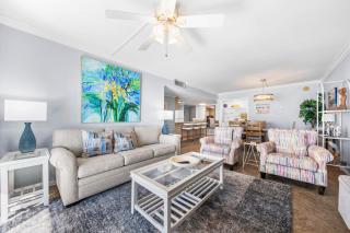 Holiday Surf and Racquet Unit 324 - 5