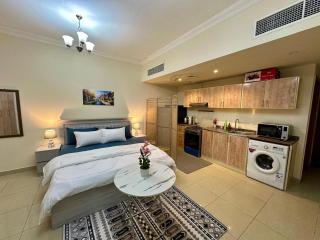 Elegant Studio Near Sahara Centre - Dubai Border - Sharjah - 0