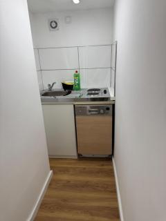 Friends Corner Kitchen Studio - 5